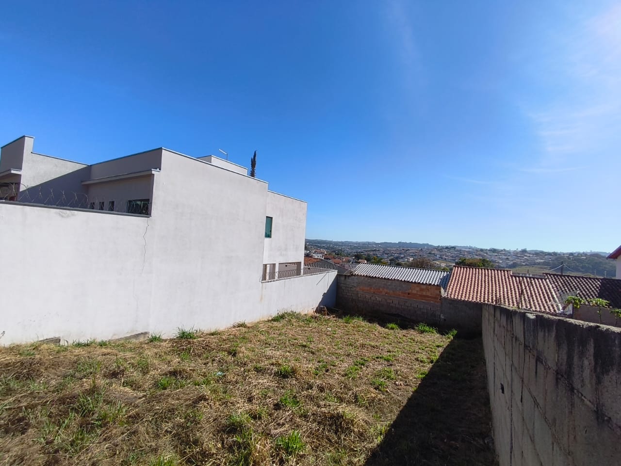 WhatsApp Image 2025-09-23 at 16.16.19 (2)