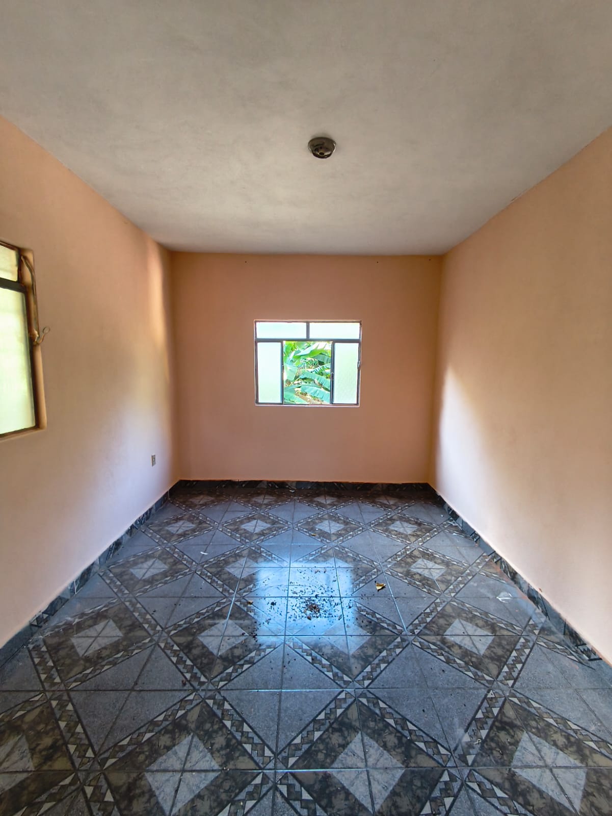 WhatsApp Image 2025-09-29 at 16.02.00 (1)