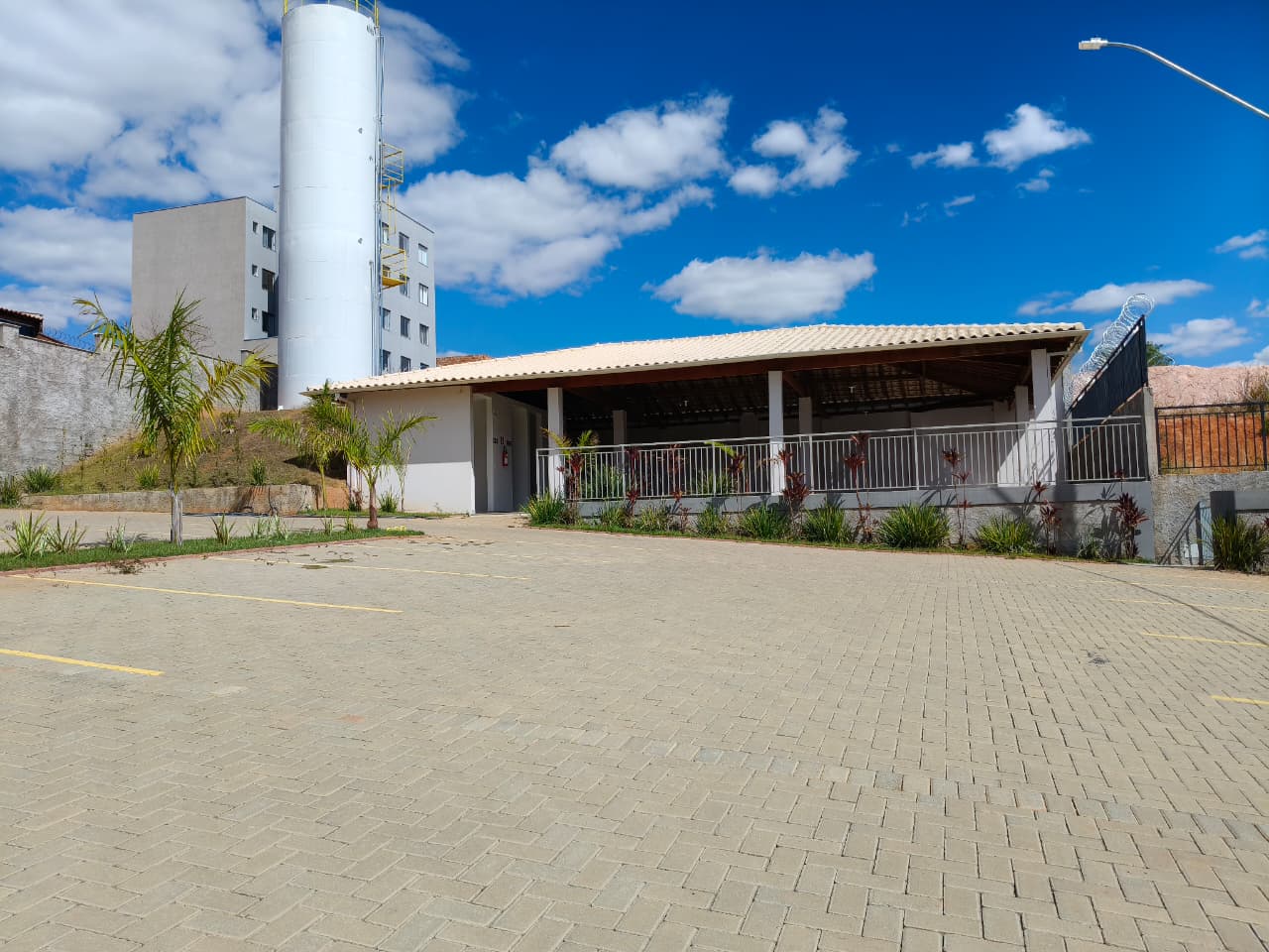 WhatsApp Image 2025-10-22 at 14.33.13