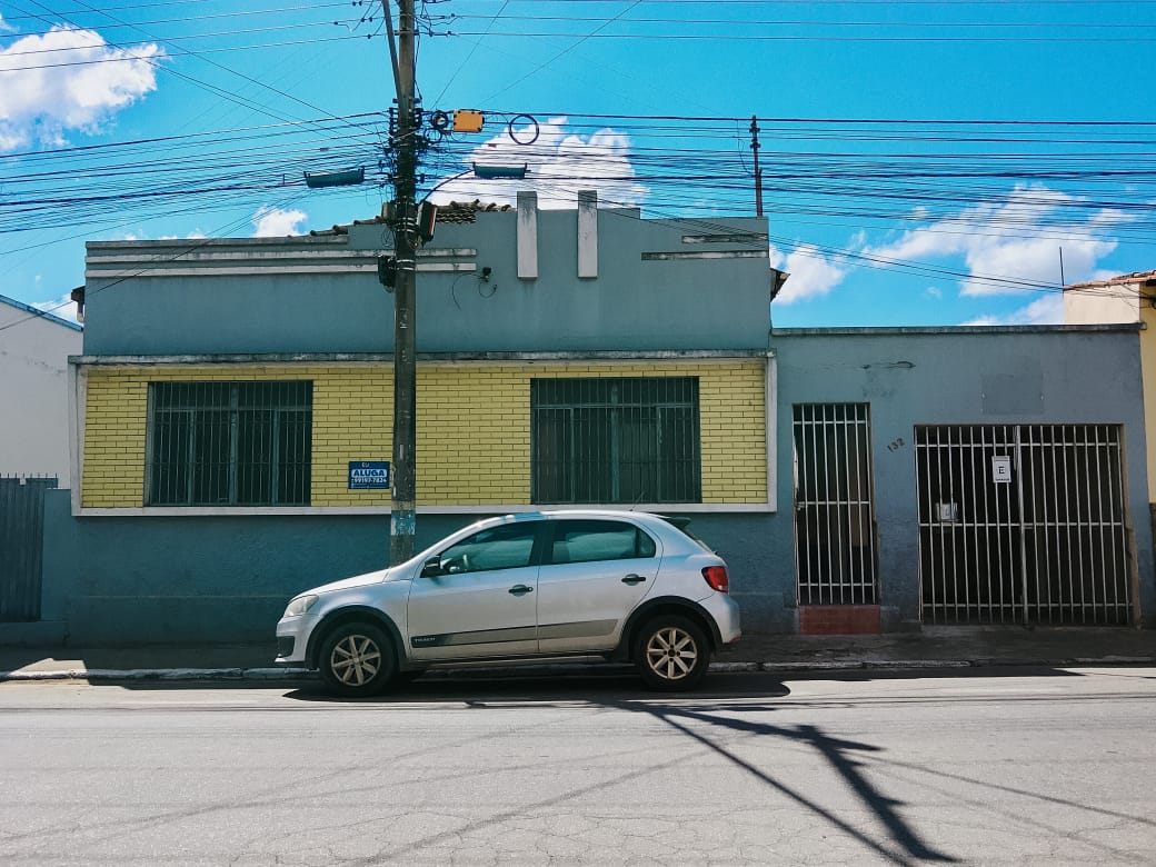 🏡 Casa disponível para locação – Região Central!